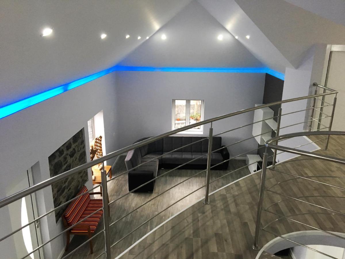 Cottage Quinze, Contemporary Designed Cottage With Swimming Pool Понта-Делгада Экстерьер фото