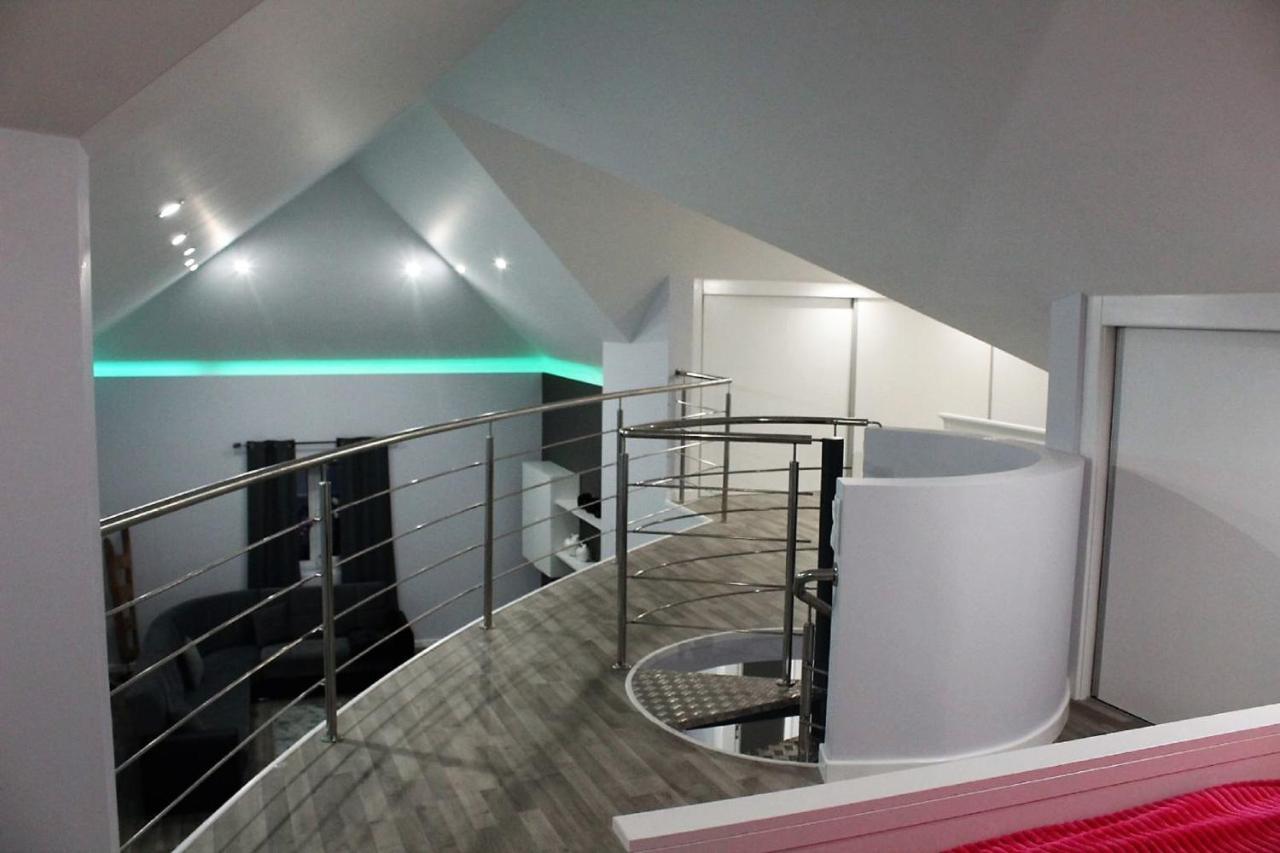 Cottage Quinze, Contemporary Designed Cottage With Swimming Pool Понта-Делгада Экстерьер фото