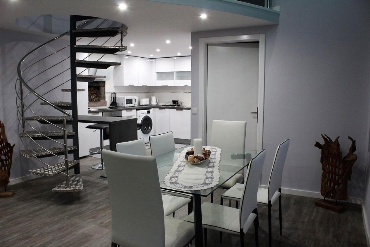 Cottage Quinze, Contemporary Designed Cottage With Swimming Pool Понта-Делгада Экстерьер фото