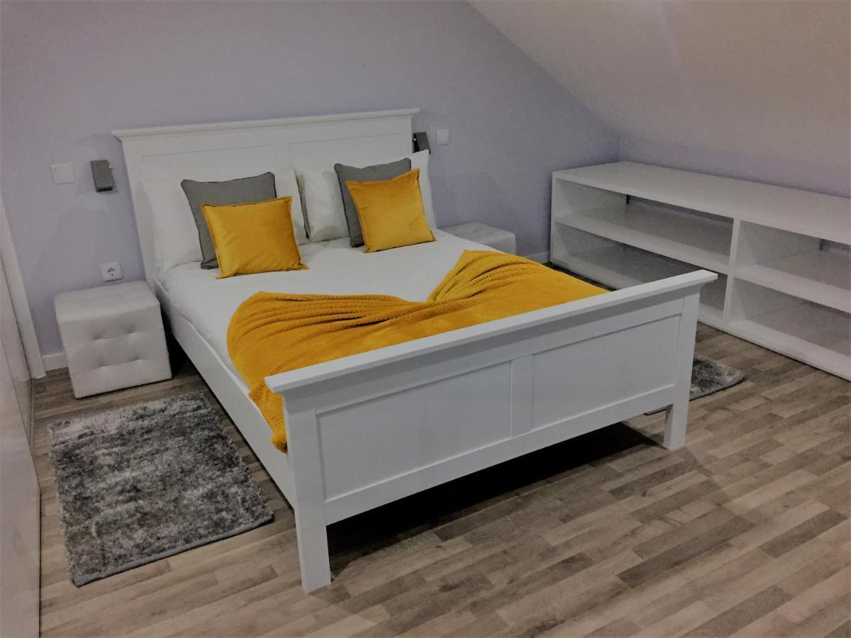 Cottage Quinze, Contemporary Designed Cottage With Swimming Pool Понта-Делгада Экстерьер фото