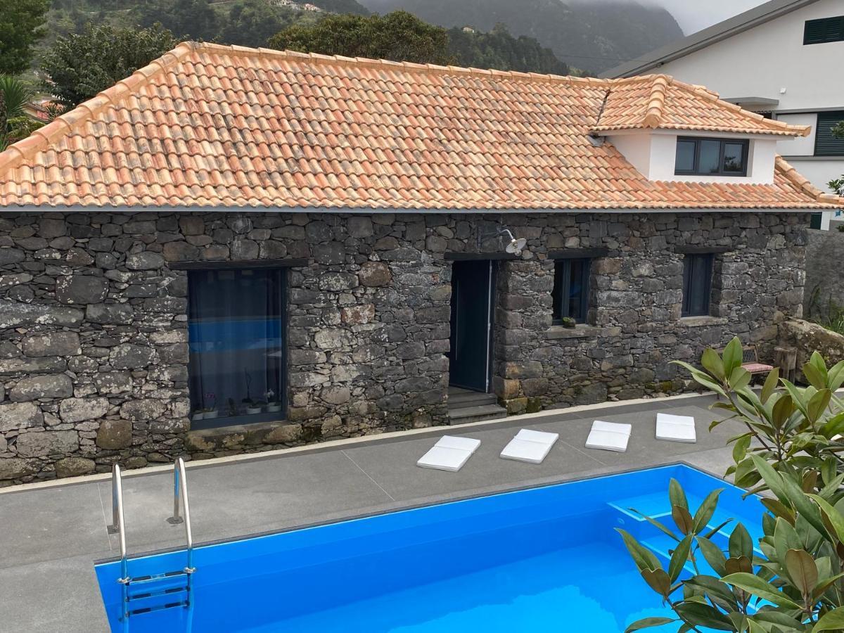 Cottage Quinze, Contemporary Designed Cottage With Swimming Pool Понта-Делгада Экстерьер фото