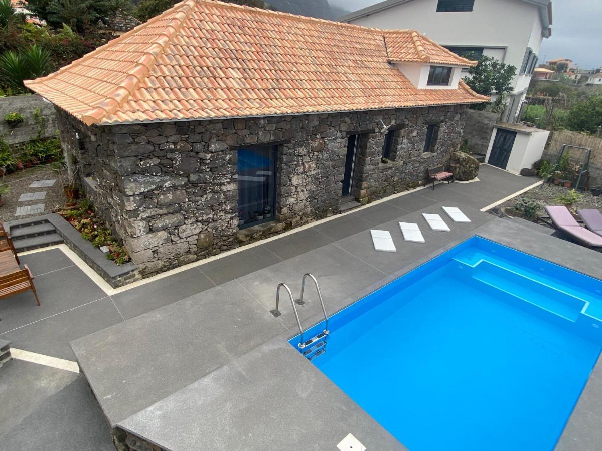 Cottage Quinze, Contemporary Designed Cottage With Swimming Pool Понта-Делгада Экстерьер фото