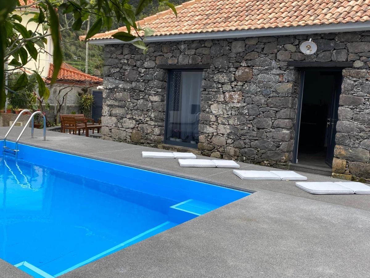 Cottage Quinze, Contemporary Designed Cottage With Swimming Pool Понта-Делгада Экстерьер фото