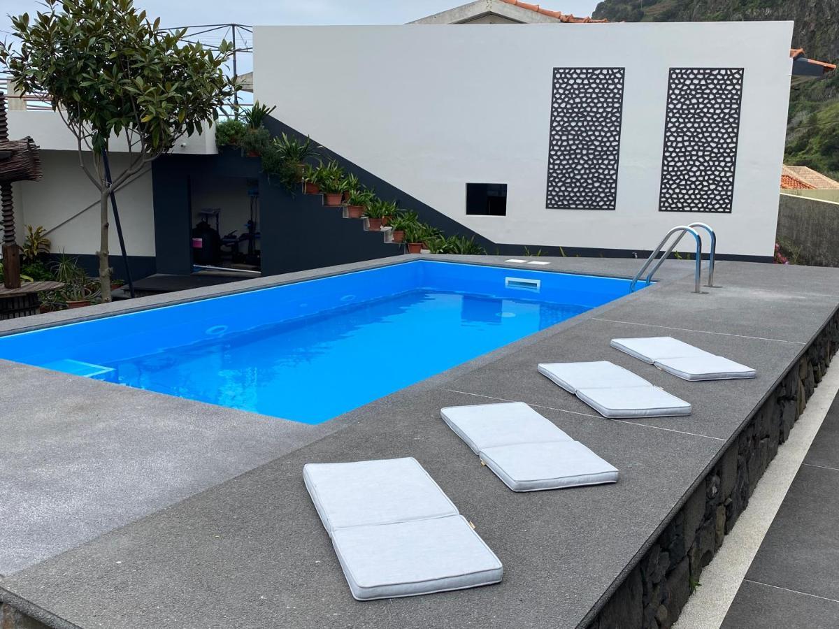 Cottage Quinze, Contemporary Designed Cottage With Swimming Pool Понта-Делгада Экстерьер фото