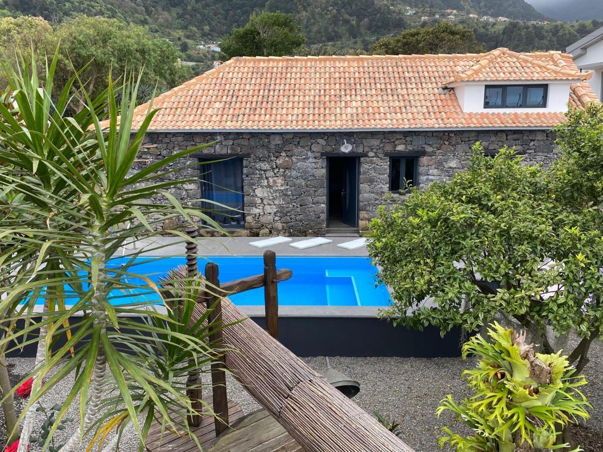 Cottage Quinze, Contemporary Designed Cottage With Swimming Pool Понта-Делгада Экстерьер фото